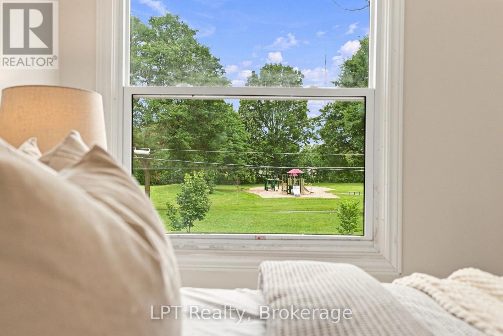 112 Olive Avenue, Oshawa (Central), ON