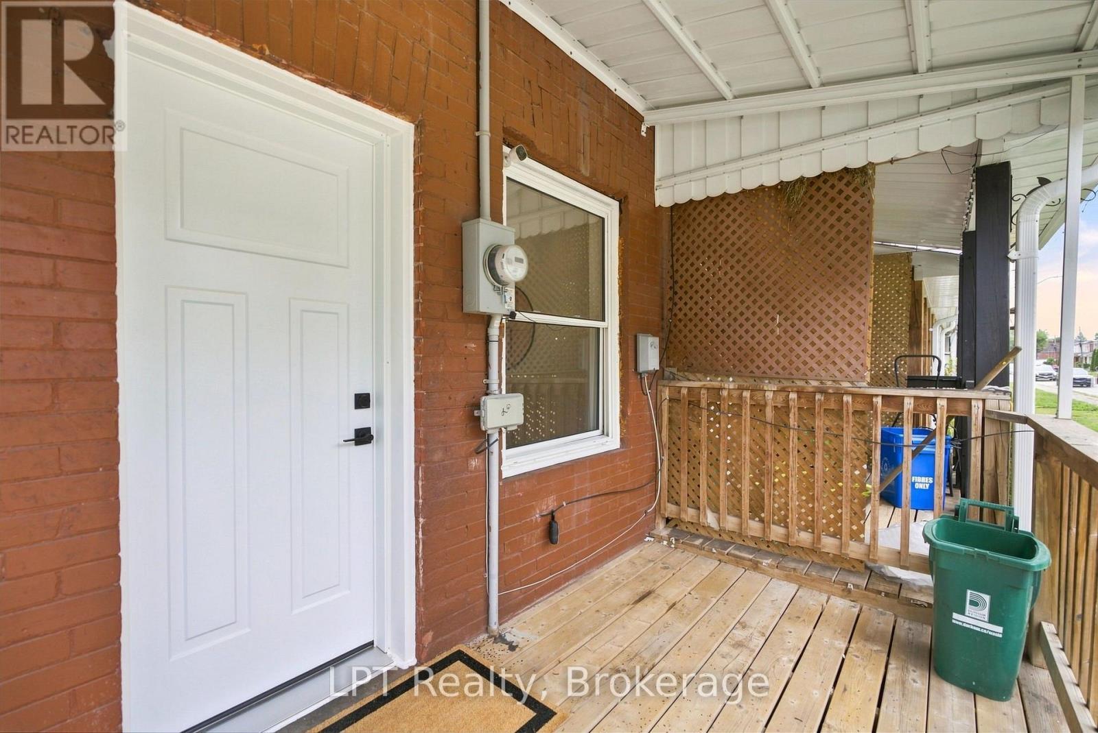 112 Olive Avenue, Oshawa (Central), ON