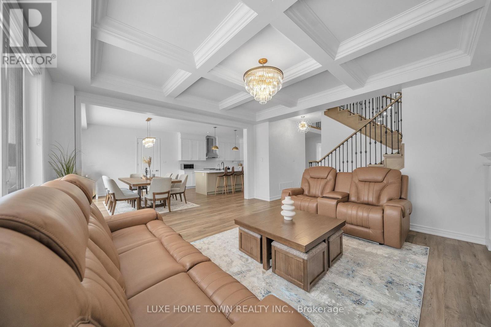 136 Harpin Way E, Centre Wellington, ON