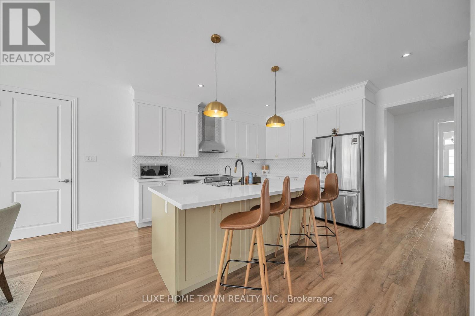 136 Harpin Way E, Centre Wellington, ON