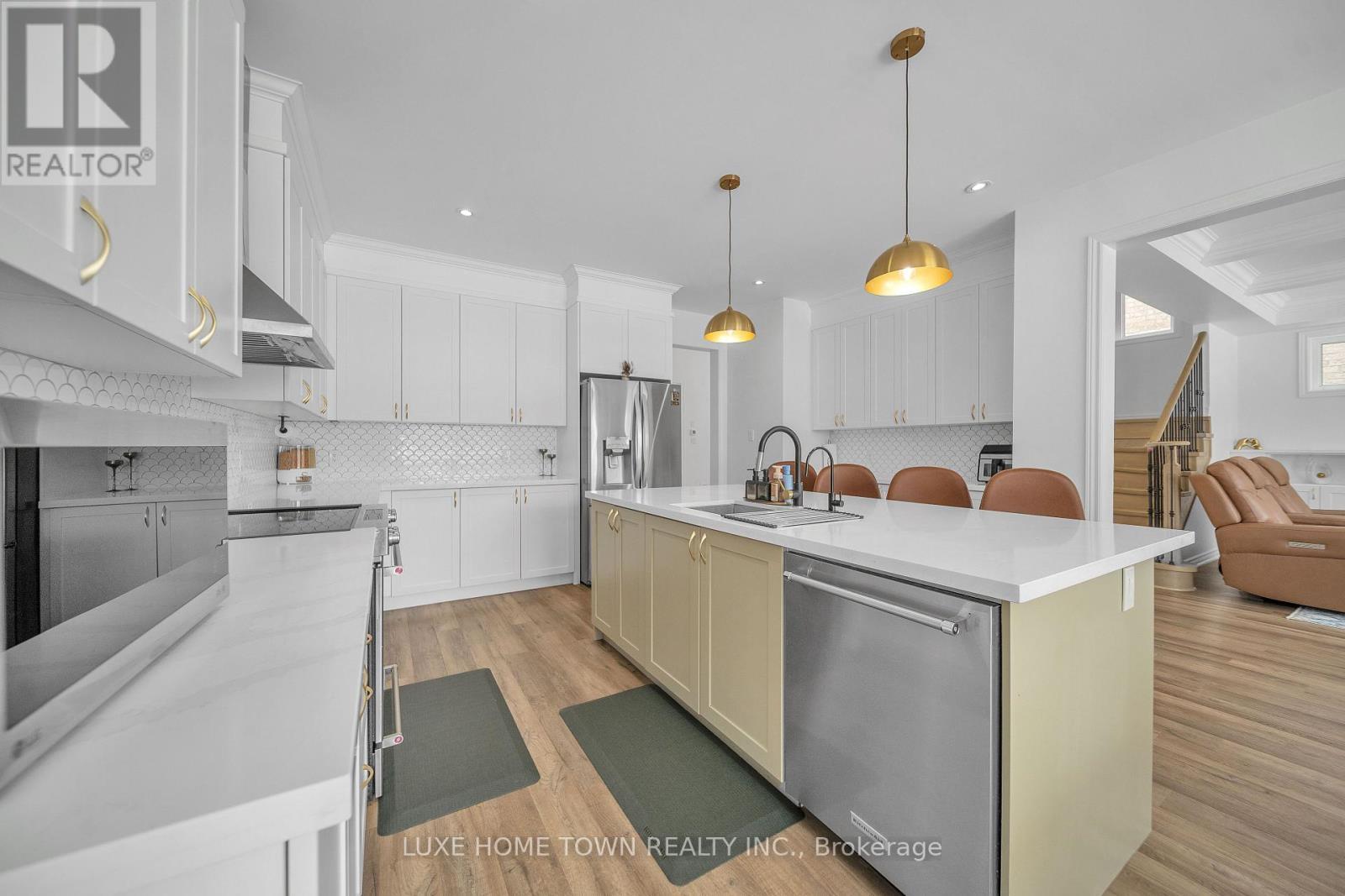 136 Harpin Way E, Centre Wellington, ON