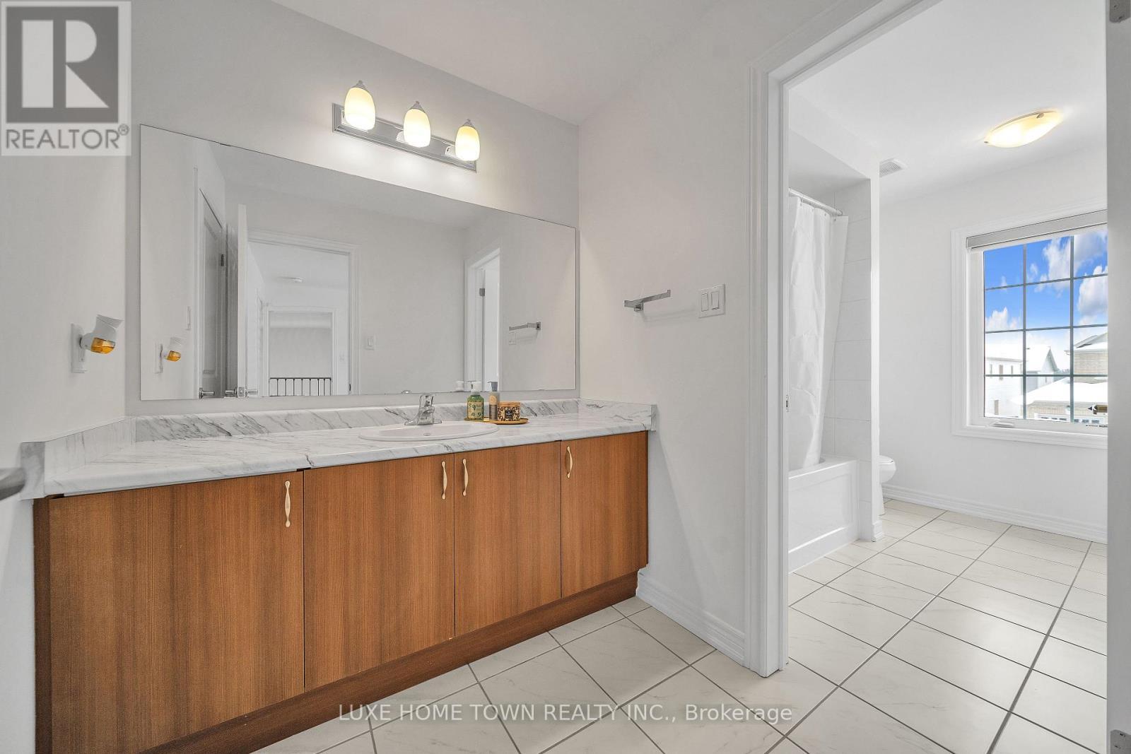 136 Harpin Way E, Centre Wellington, ON