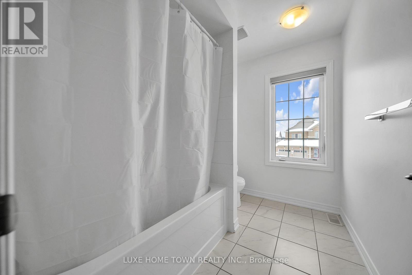 136 Harpin Way E, Centre Wellington, ON