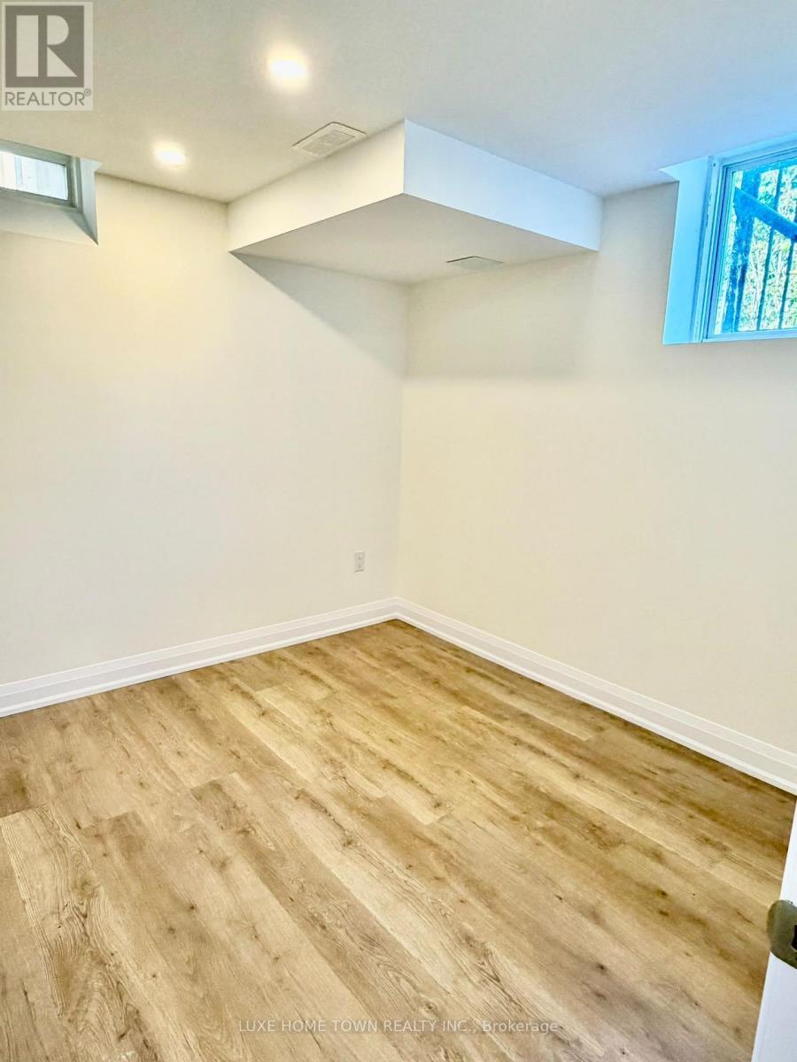 136 Harpin Way E, Centre Wellington, ON