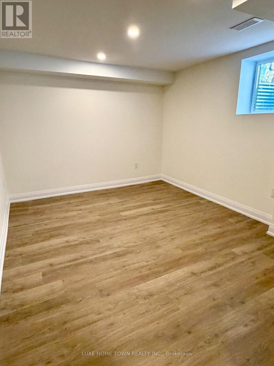 136 Harpin Way E, Centre Wellington, ON