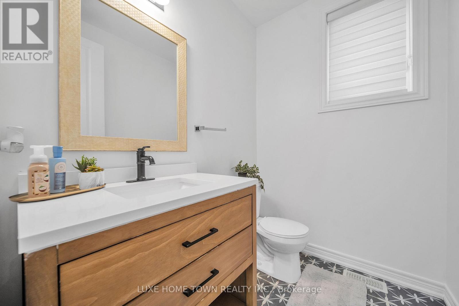 136 Harpin Way E, Centre Wellington, ON