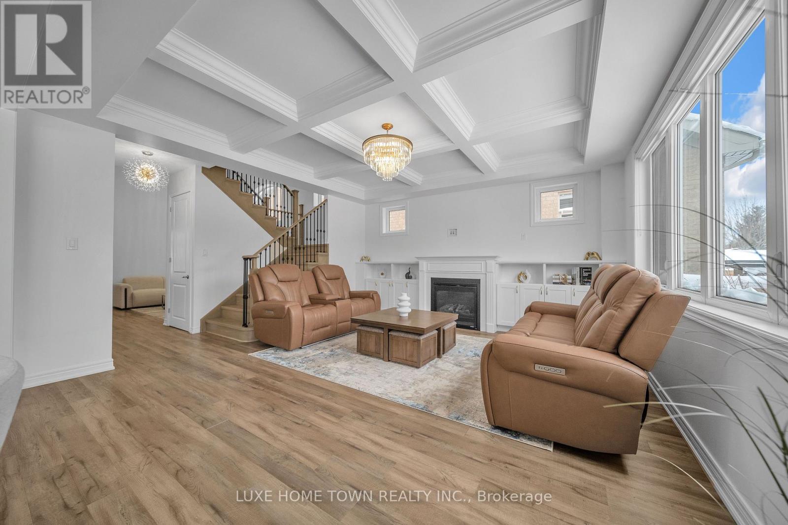 136 Harpin Way E, Centre Wellington, ON