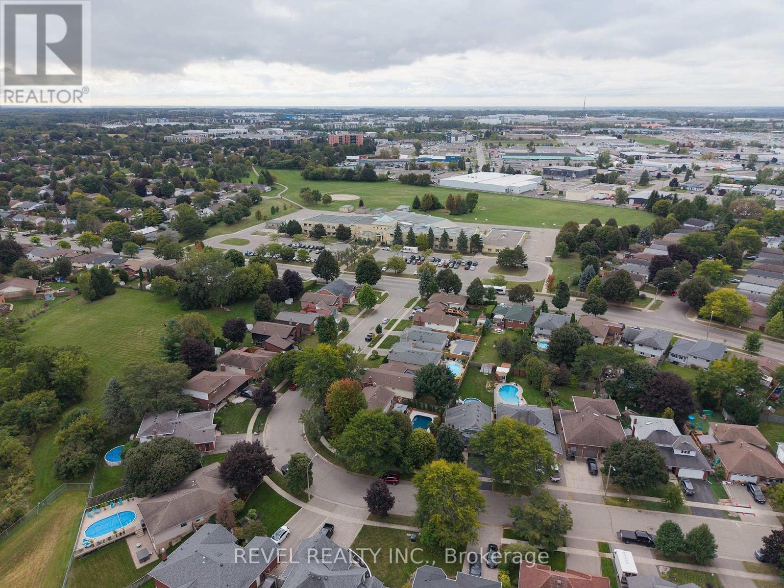 F - 151 Brantwood Park Road, Brantford, ON