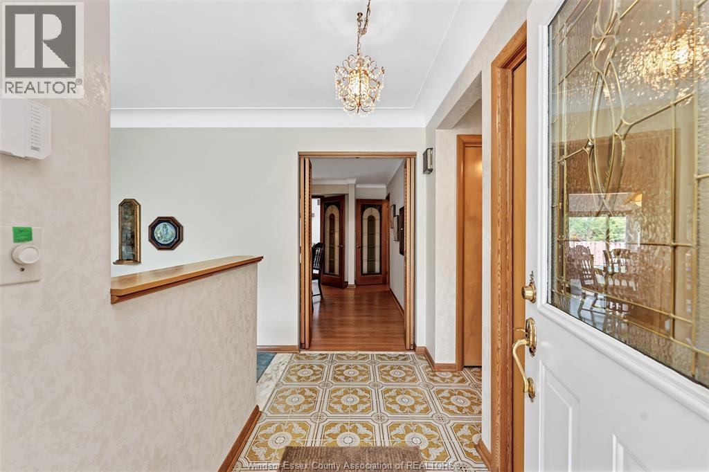 2360 Leonard Road, Windsor, ON