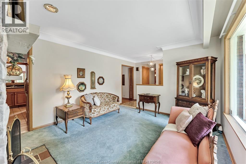 2360 Leonard Road, Windsor, ON