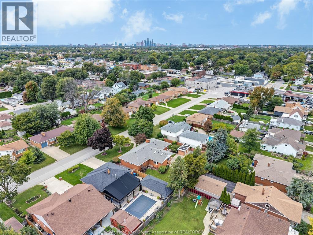 2360 Leonard Road, Windsor, ON