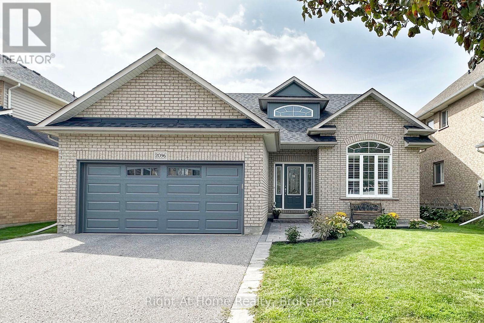 2096 Stornoway Street, Oshawa (Kedron), ON