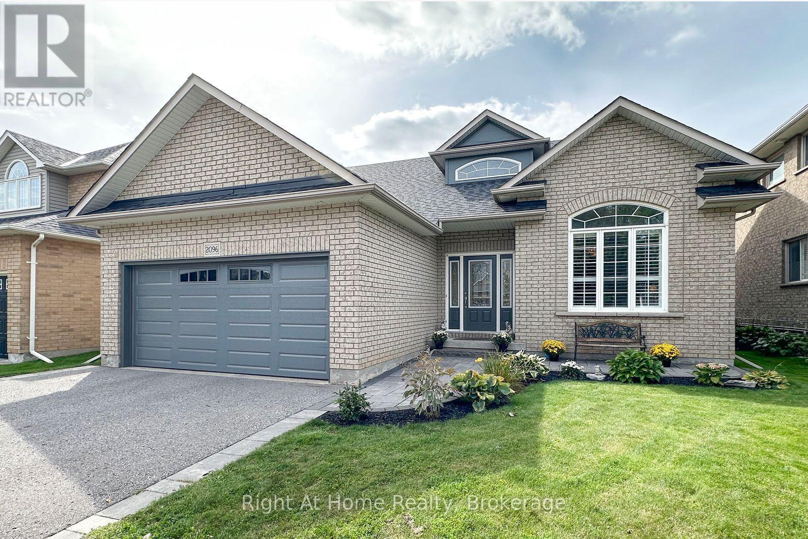 2096 Stornoway Street, Oshawa (Kedron), ON