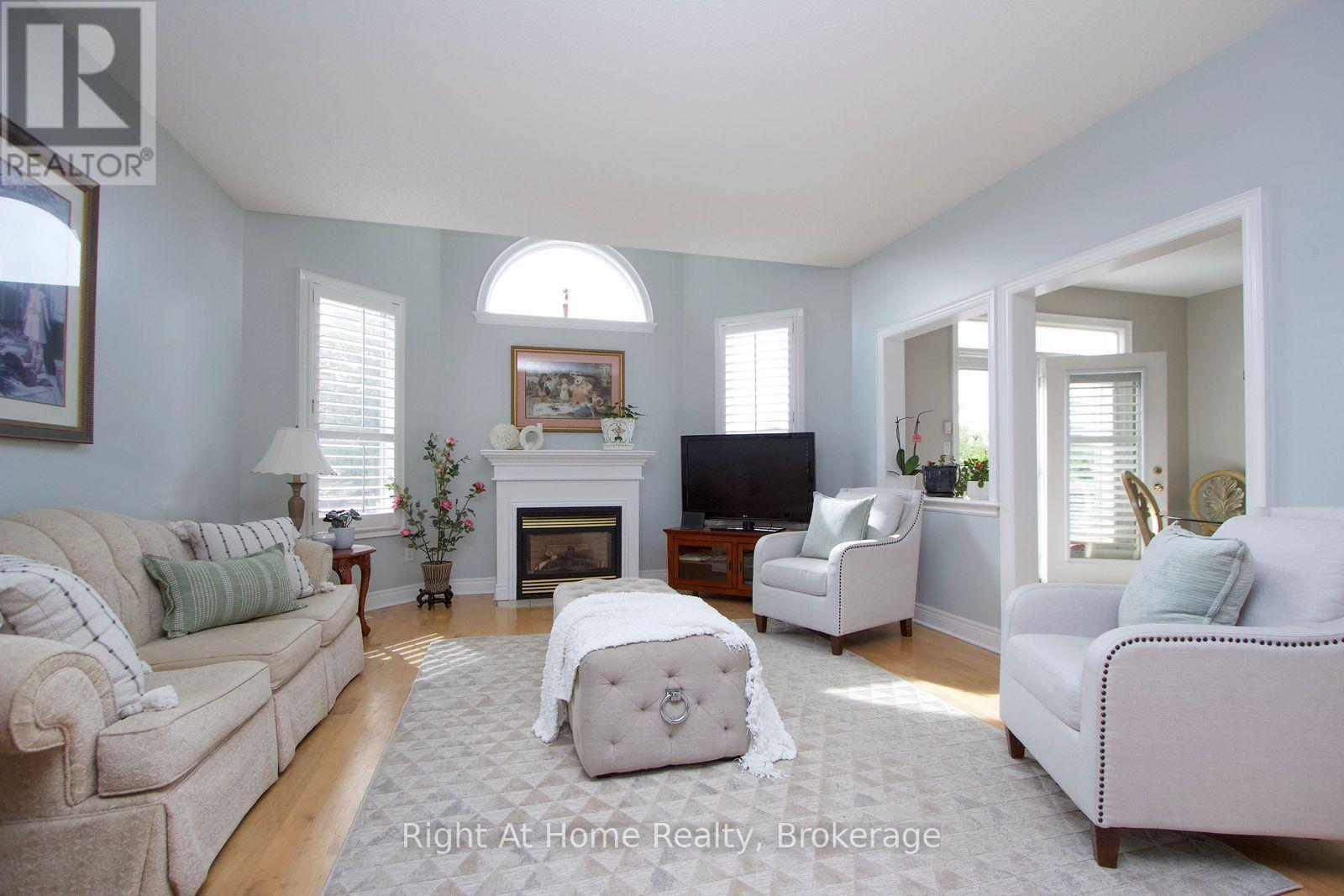 2096 Stornoway Street, Oshawa (Kedron), ON
