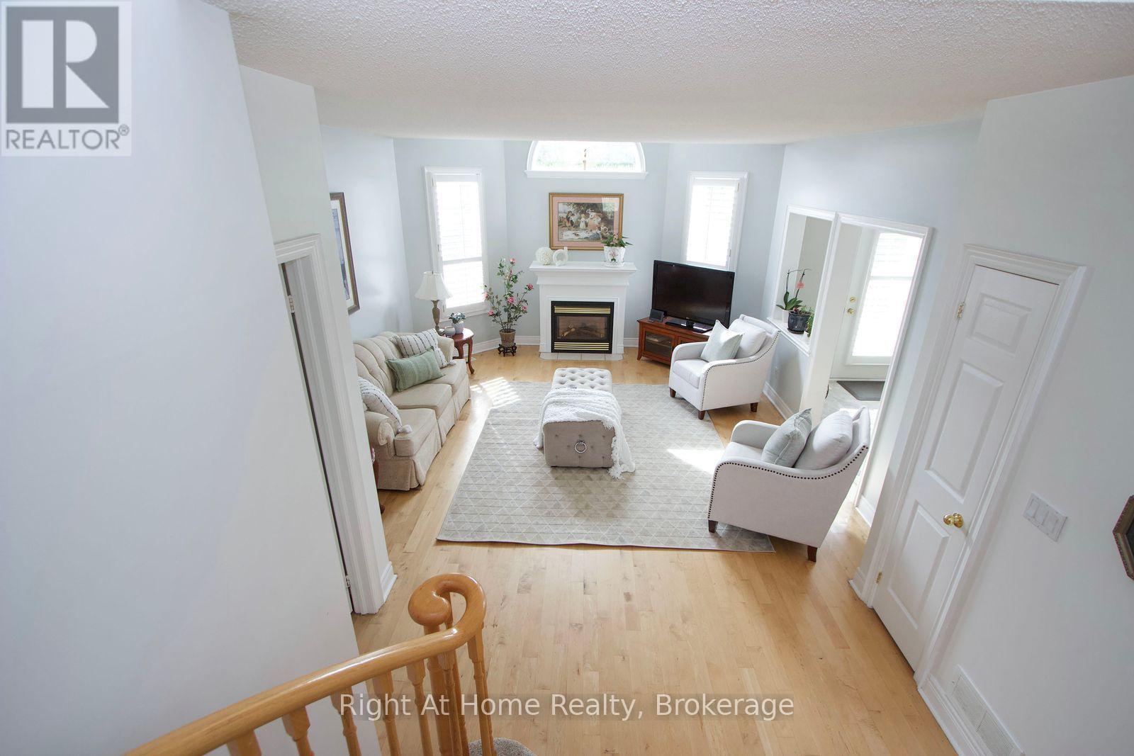 2096 Stornoway Street, Oshawa (Kedron), ON