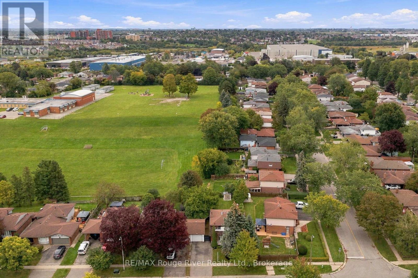 313 Lupin Drive, Whitby (Downtown Whitby), ON