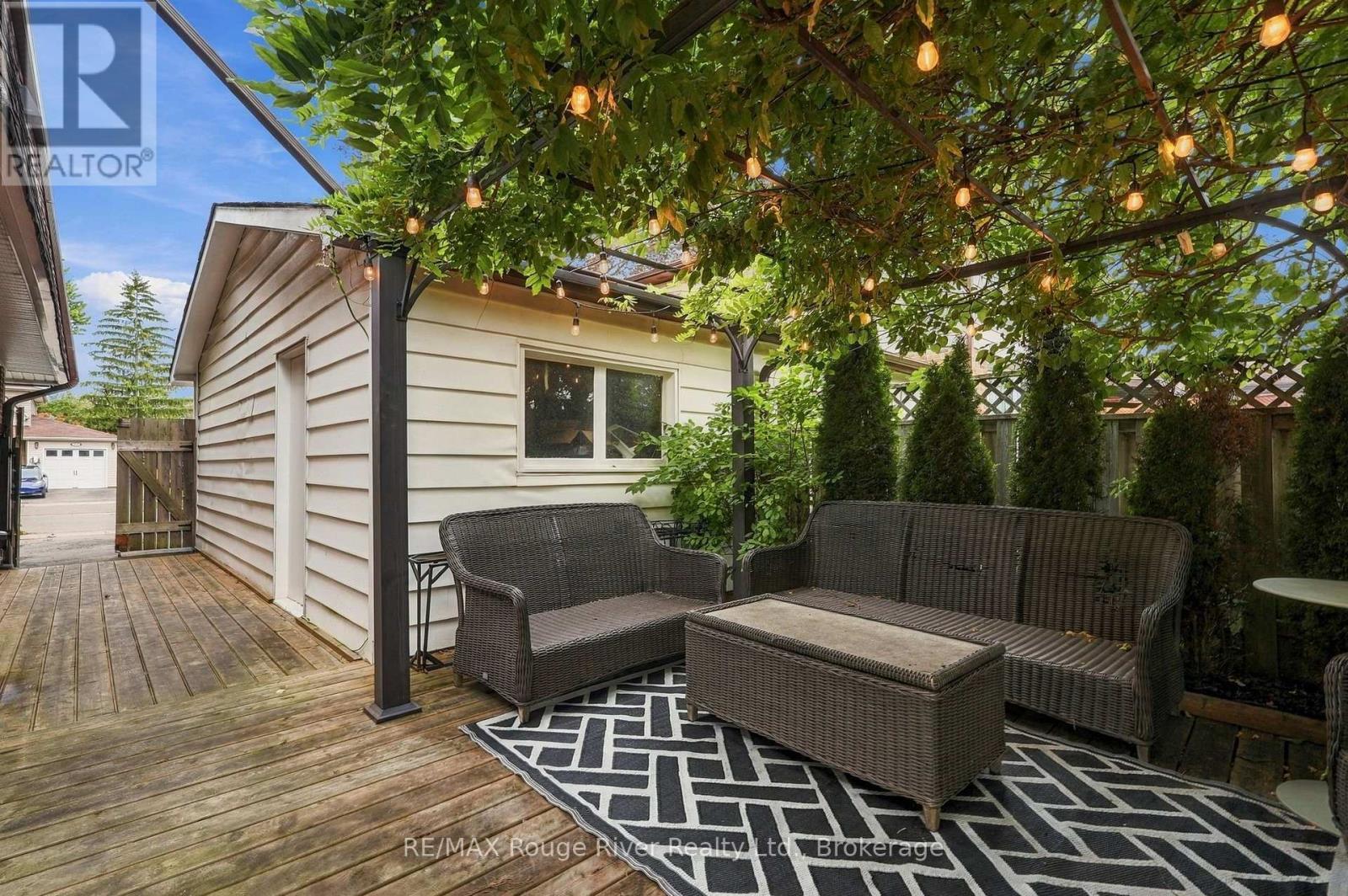 313 Lupin Drive, Whitby (Downtown Whitby), ON