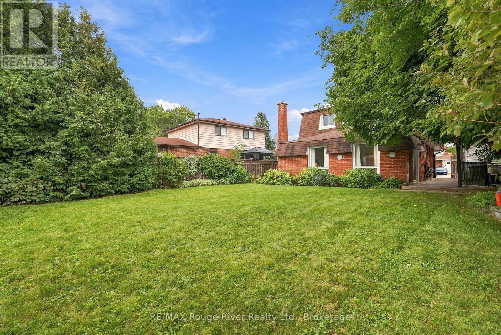 313 Lupin Drive, Whitby (Downtown Whitby), ON