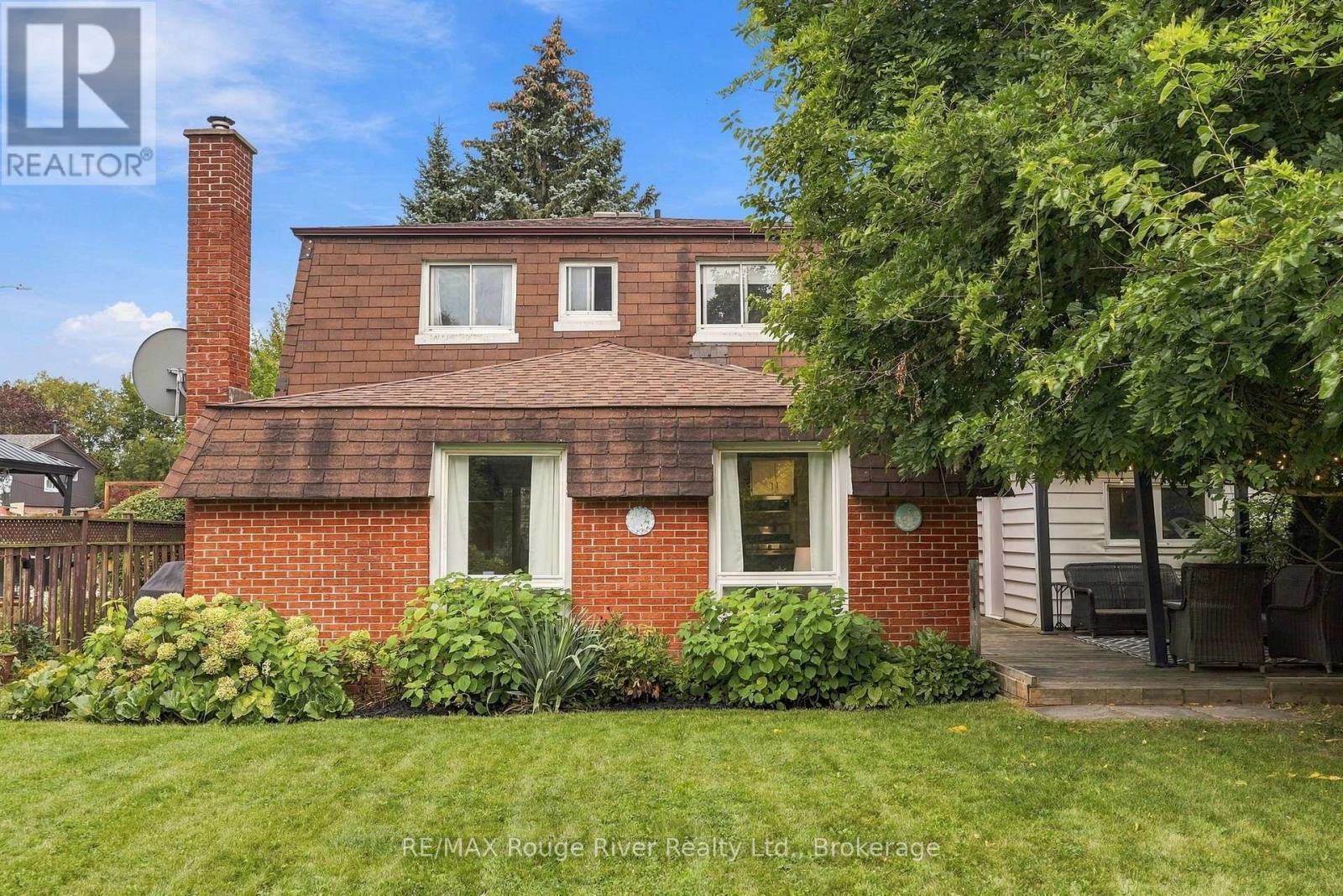 313 Lupin Drive, Whitby (Downtown Whitby), ON