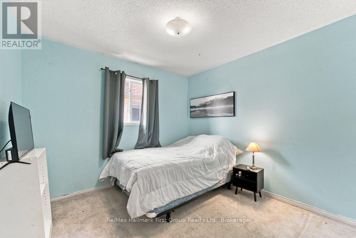 120 Point Hope Place, Whitby (Port Whitby), ON