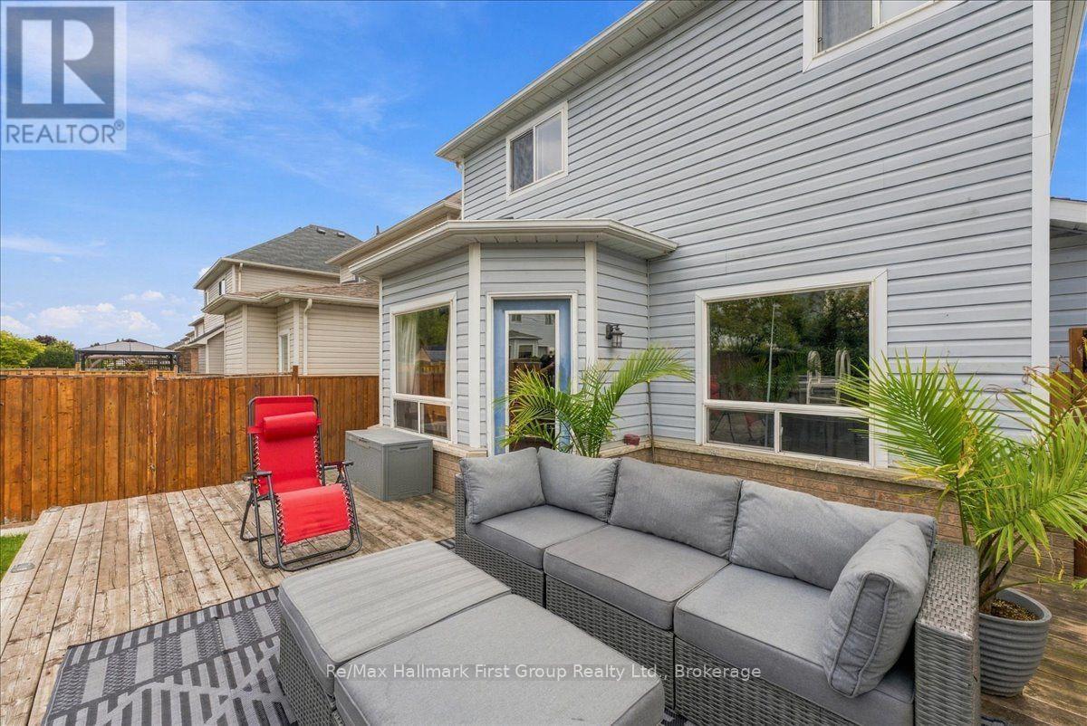 120 Point Hope Place, Whitby (Port Whitby), ON