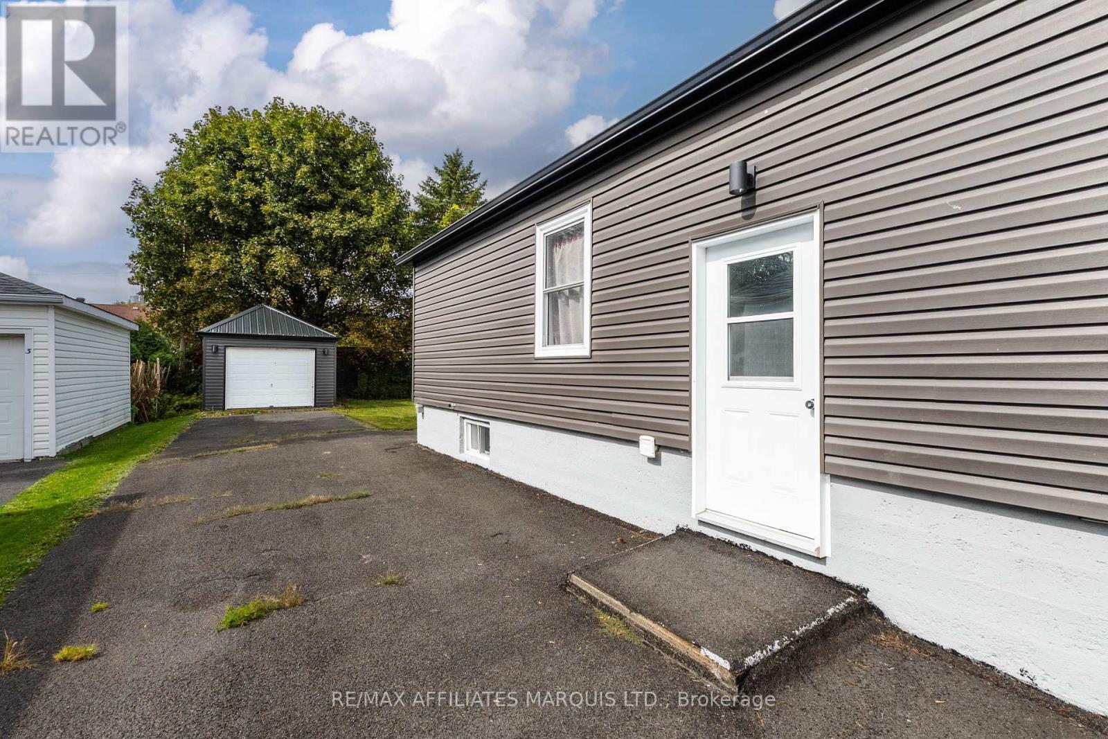 5 Anthony Street, Cornwall, ON