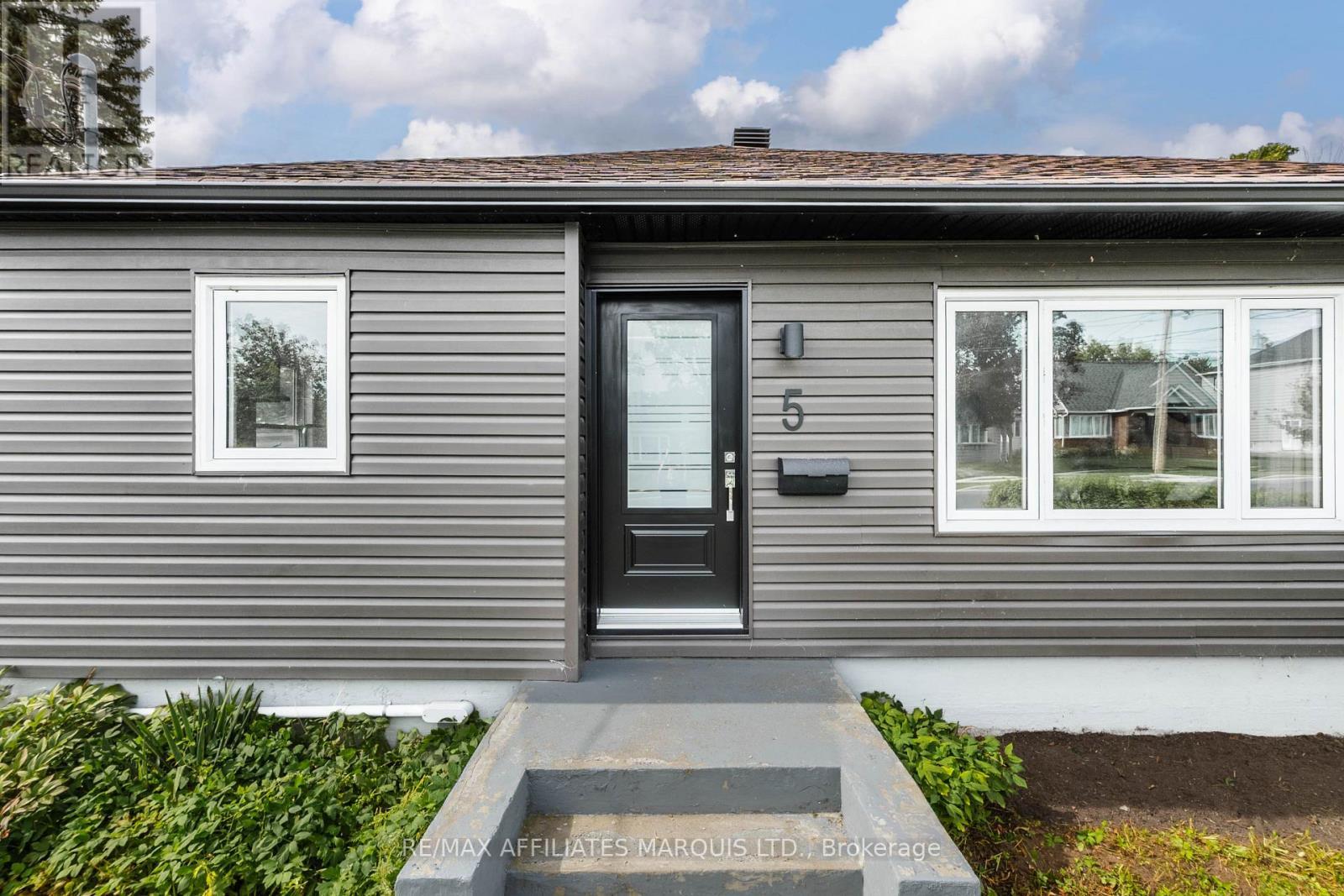 5 Anthony Street, Cornwall, ON