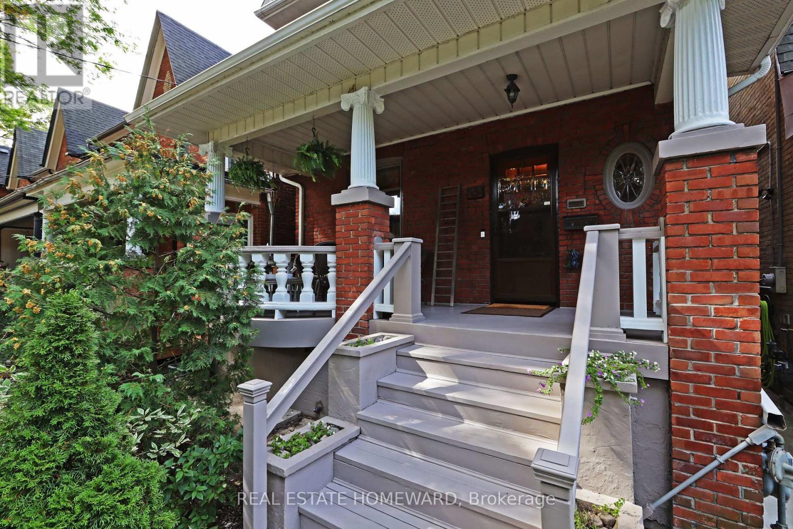 174 Heward Avenue, Toronto, ON