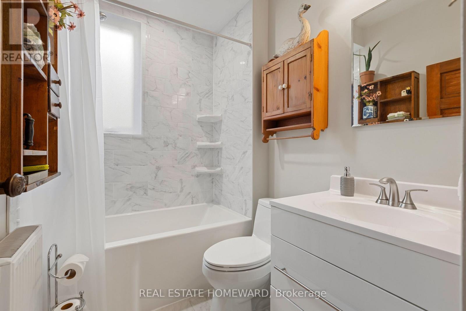 174 Heward Avenue, Toronto, ON