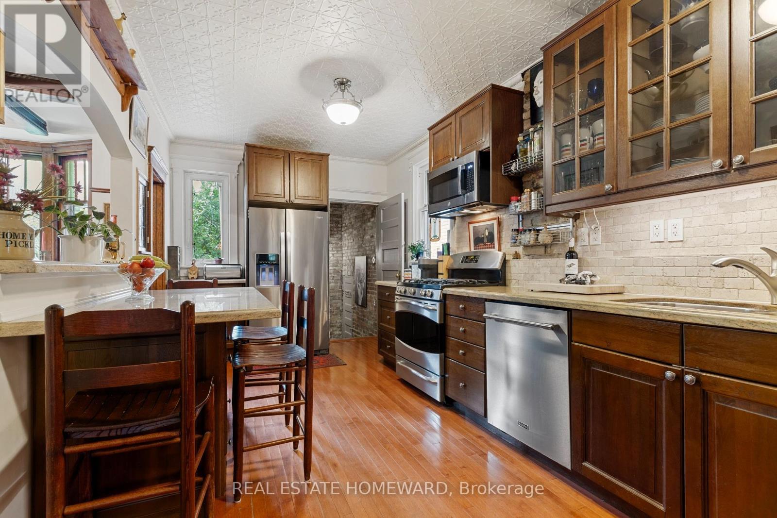 174 Heward Avenue, Toronto, ON