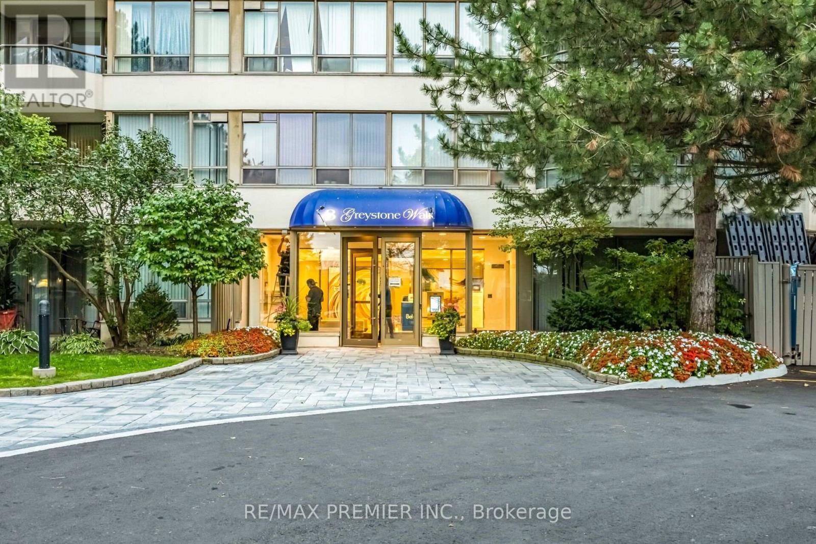 1923 - 3 Greystone Walk Drive, Toronto, ON