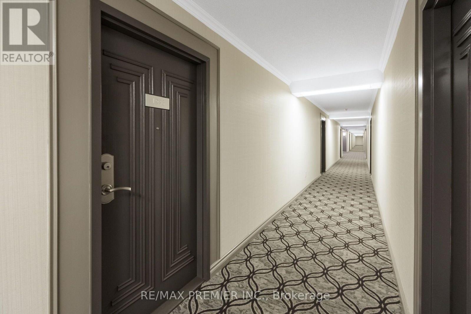 1923 - 3 Greystone Walk Drive, Toronto, ON