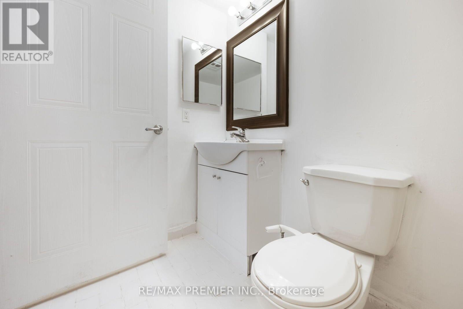 1923 - 3 Greystone Walk Drive, Toronto, ON