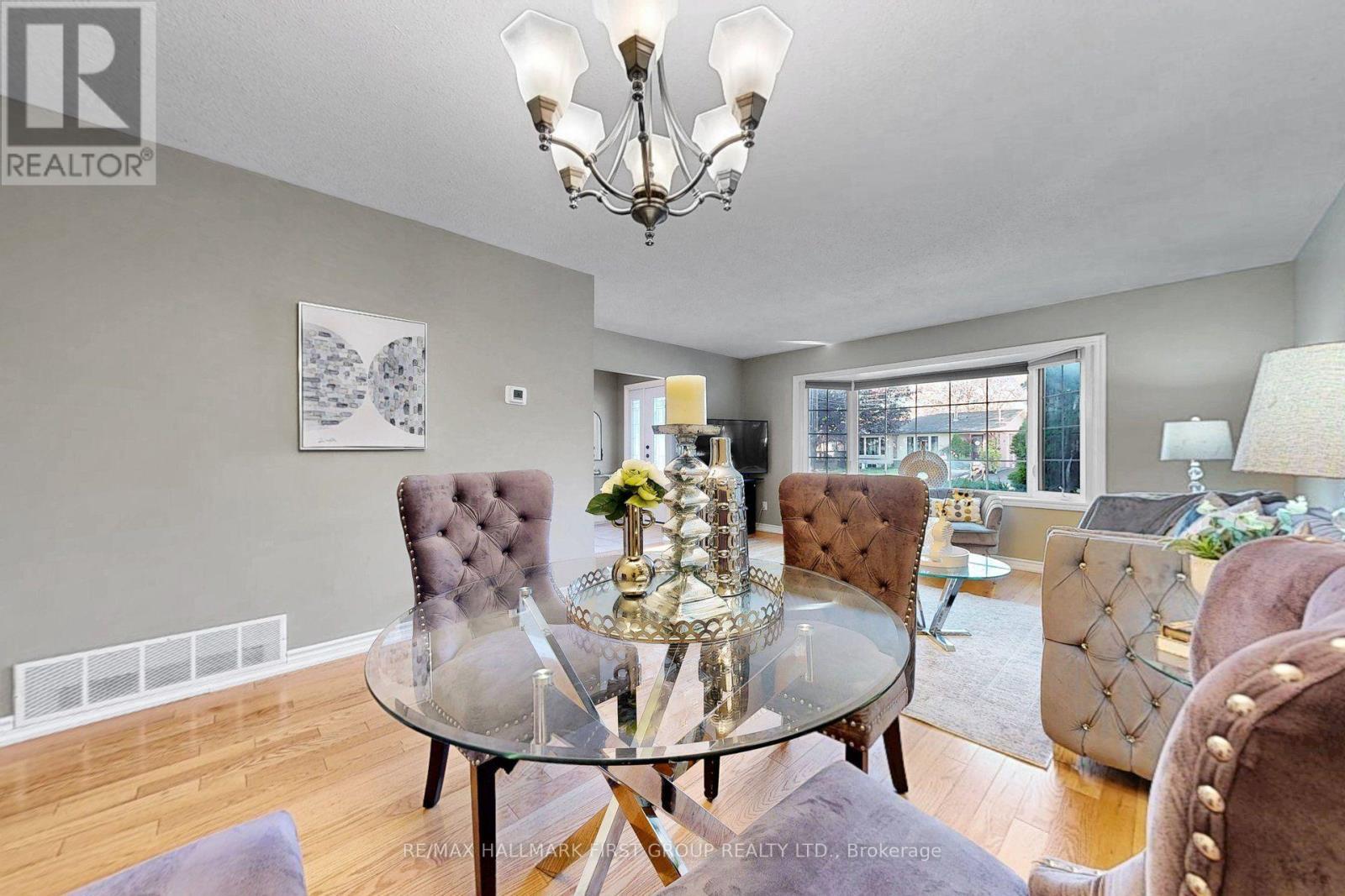 789 Hillcrest Road, Pickering, ON