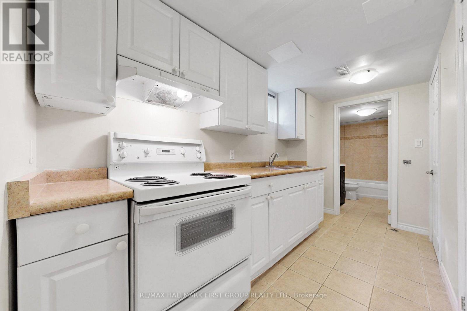 789 Hillcrest Road, Pickering, ON