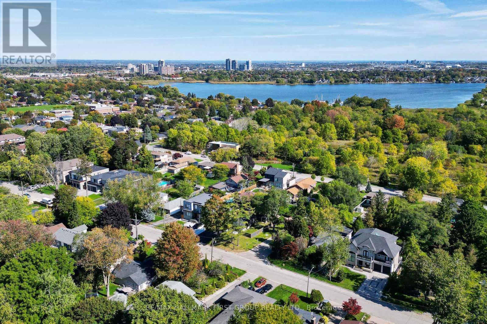 789 Hillcrest Road, Pickering, ON
