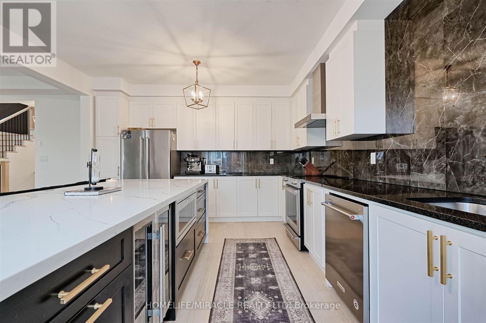 50 Chorus Crescent, Vaughan, ON