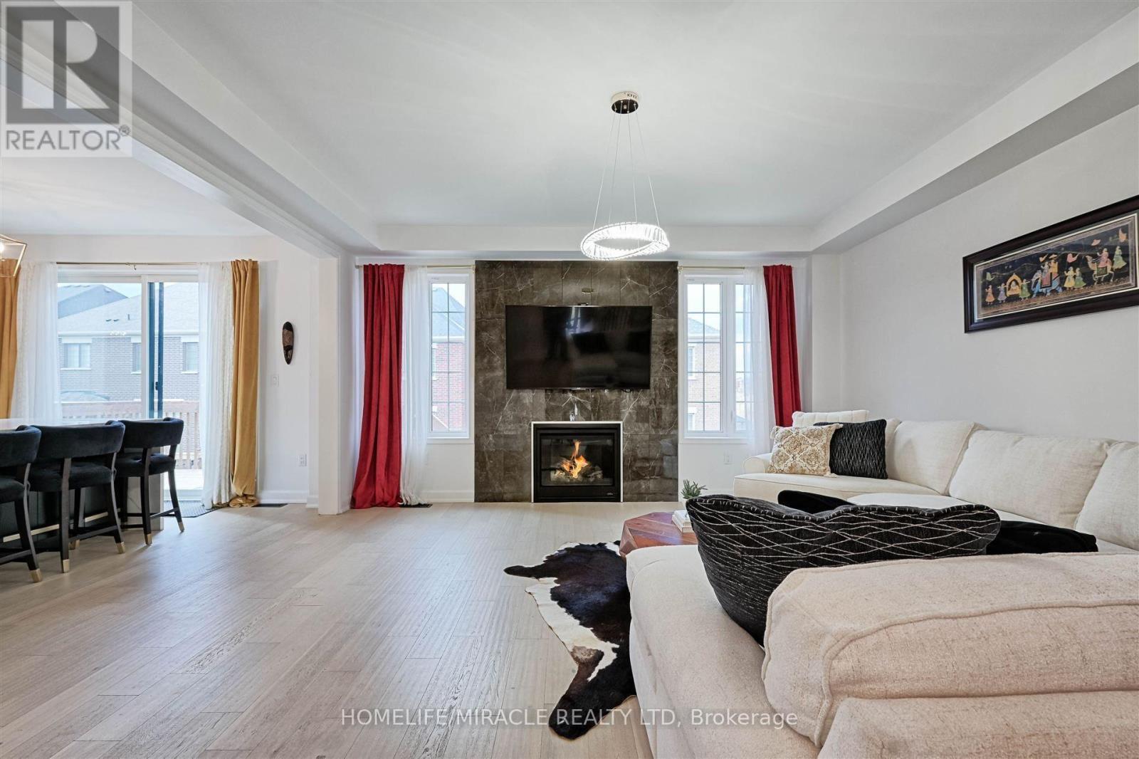 50 Chorus Crescent, Vaughan, ON