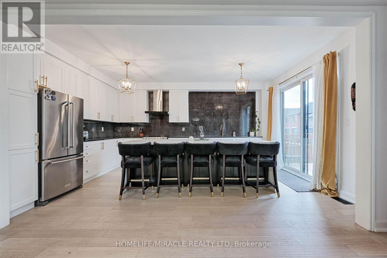 50 Chorus Crescent, Vaughan, ON