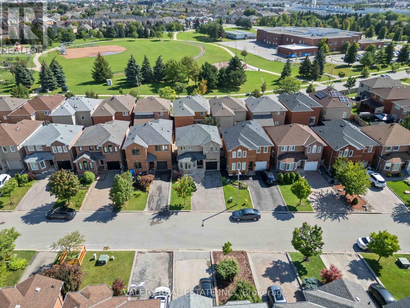 27 Lavender Place, Vaughan, ON