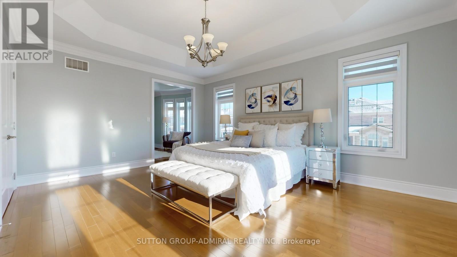 100 Virtue Crescent, Vaughan, ON