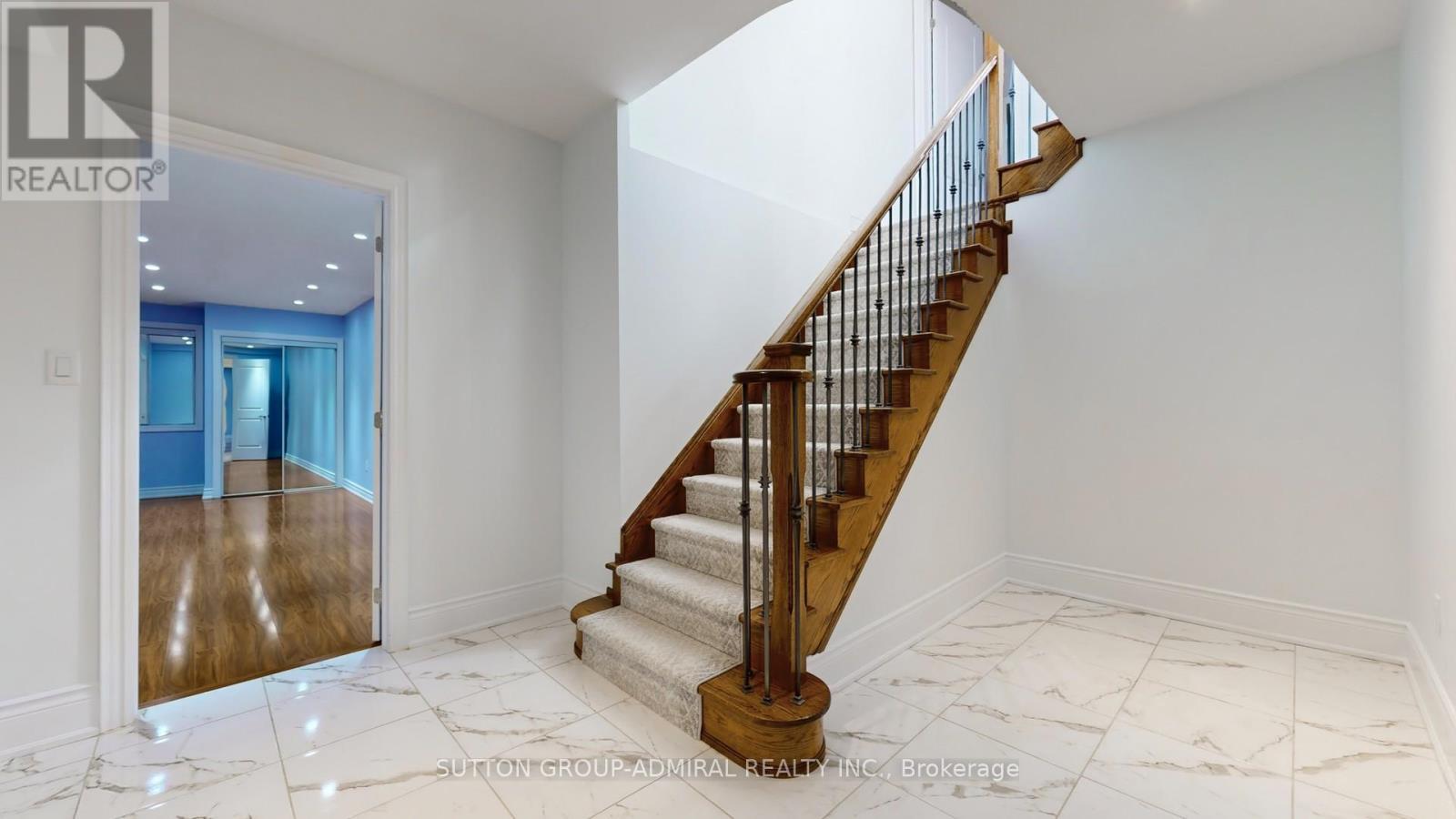 100 Virtue Crescent, Vaughan, ON
