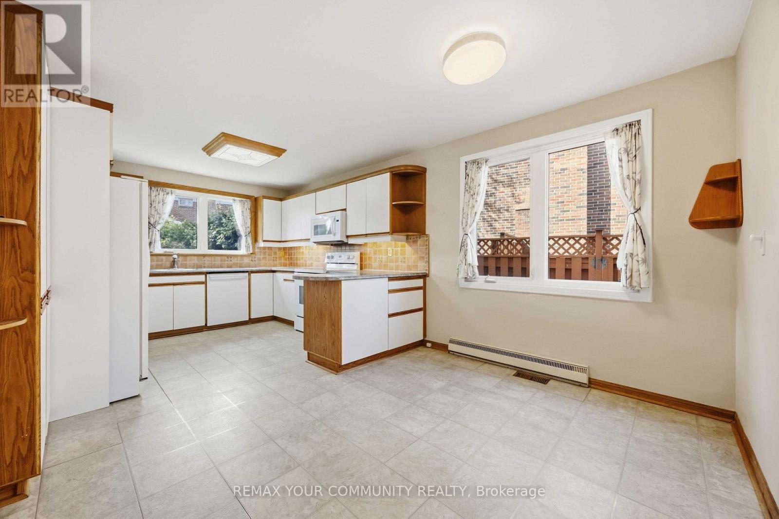 588 Huntingwood Drive, Toronto, ON