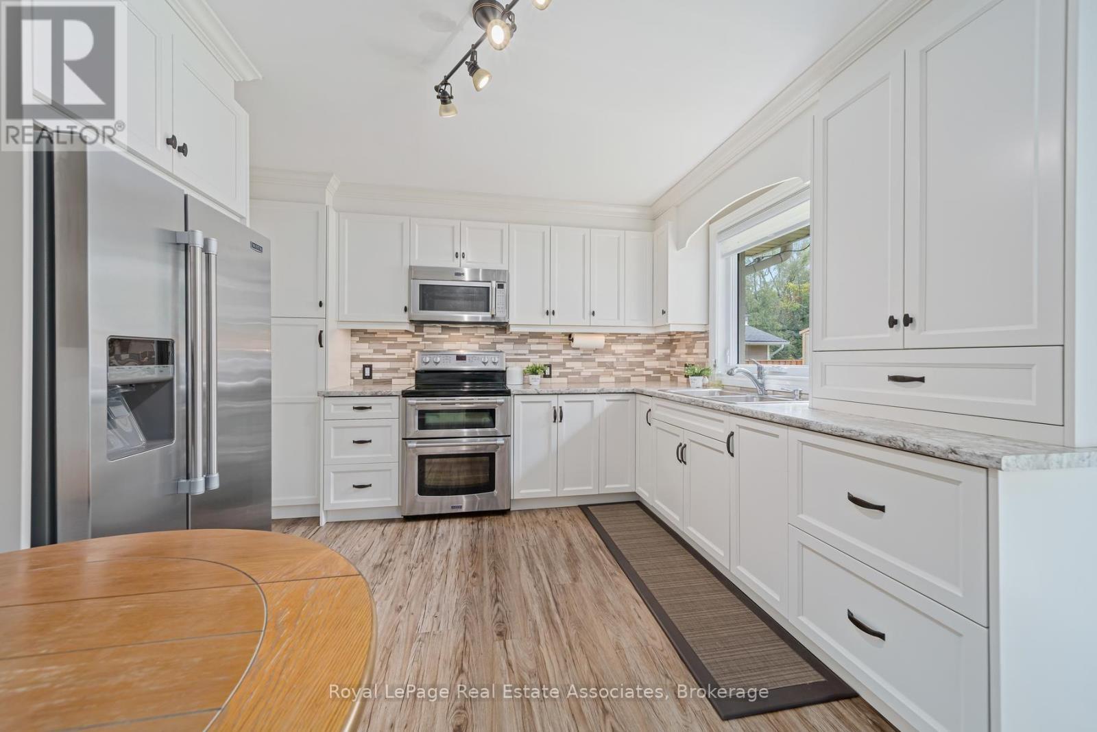 132 Elmore Drive, Halton Hills, ON