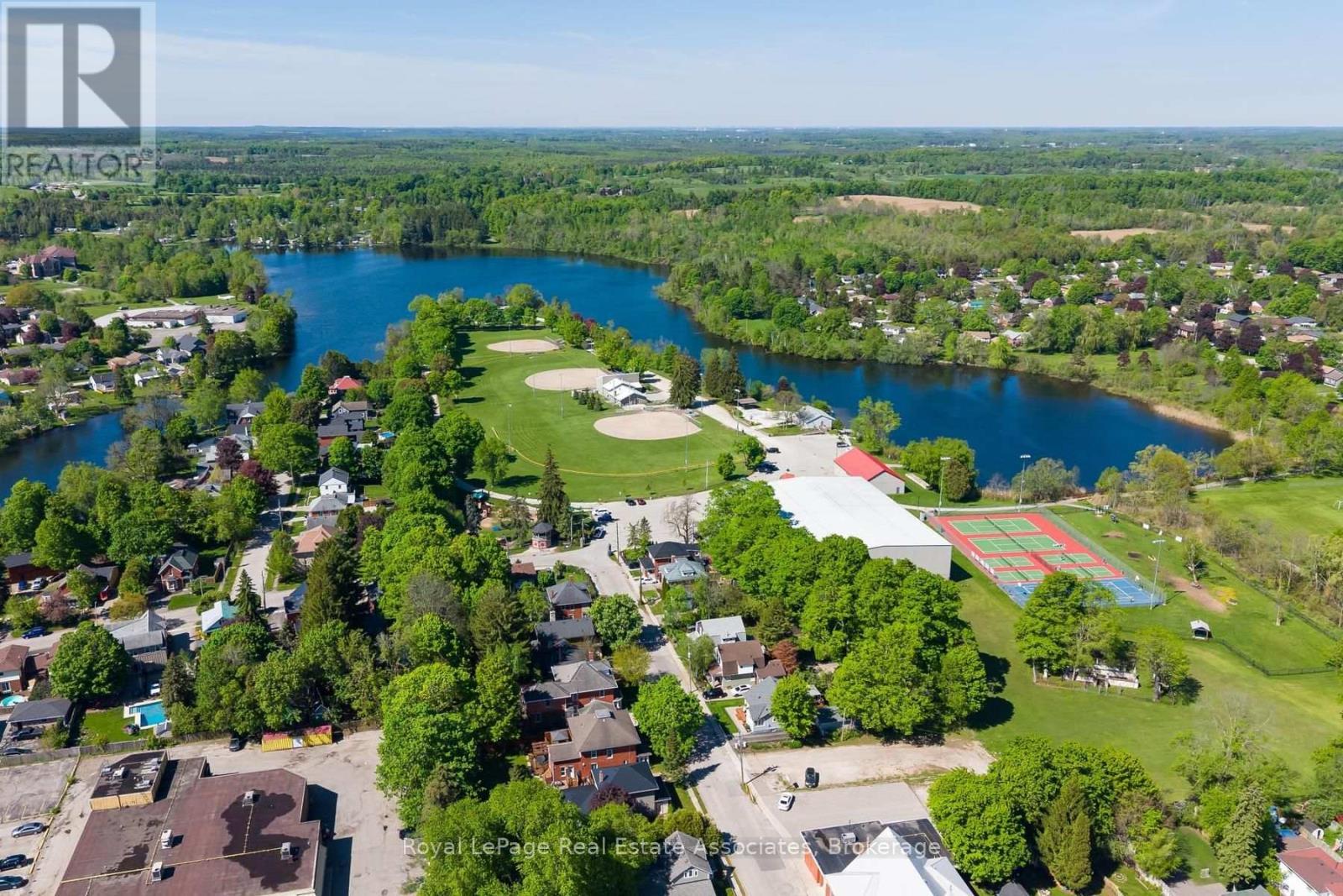132 Elmore Drive, Halton Hills, ON
