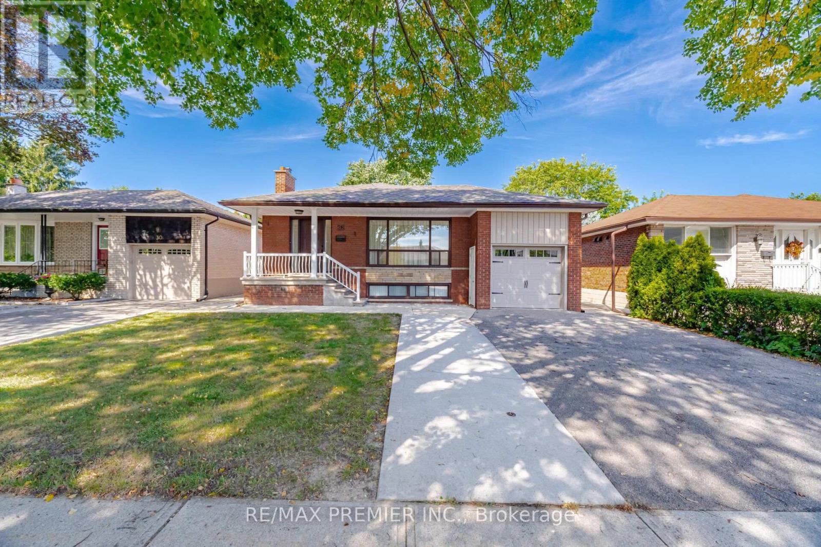 28 Landron Crescent, Toronto, ON