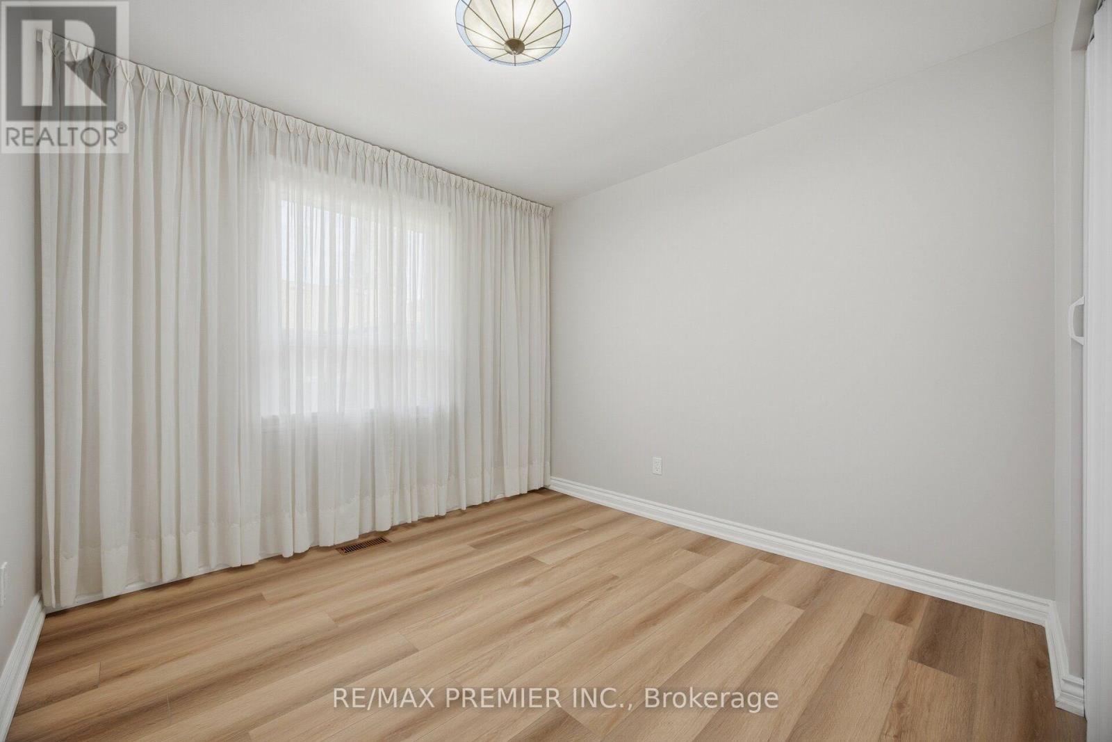 28 Landron Crescent, Toronto, ON