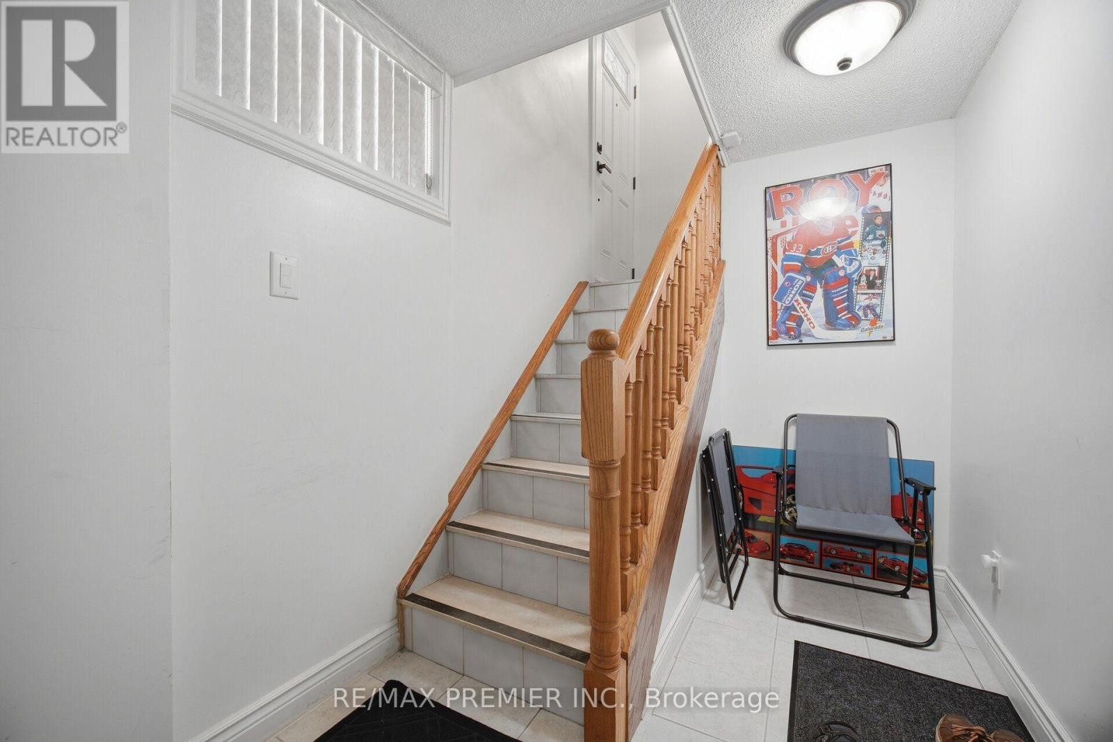 28 Landron Crescent, Toronto, ON