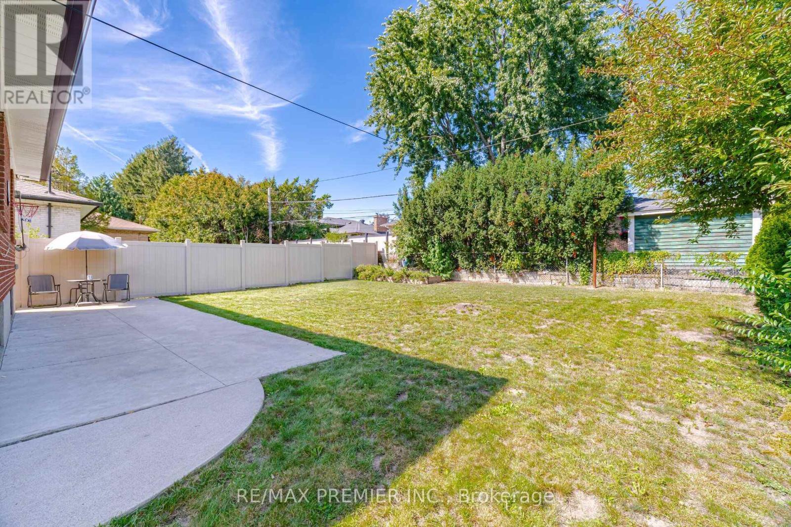 28 Landron Crescent, Toronto, ON