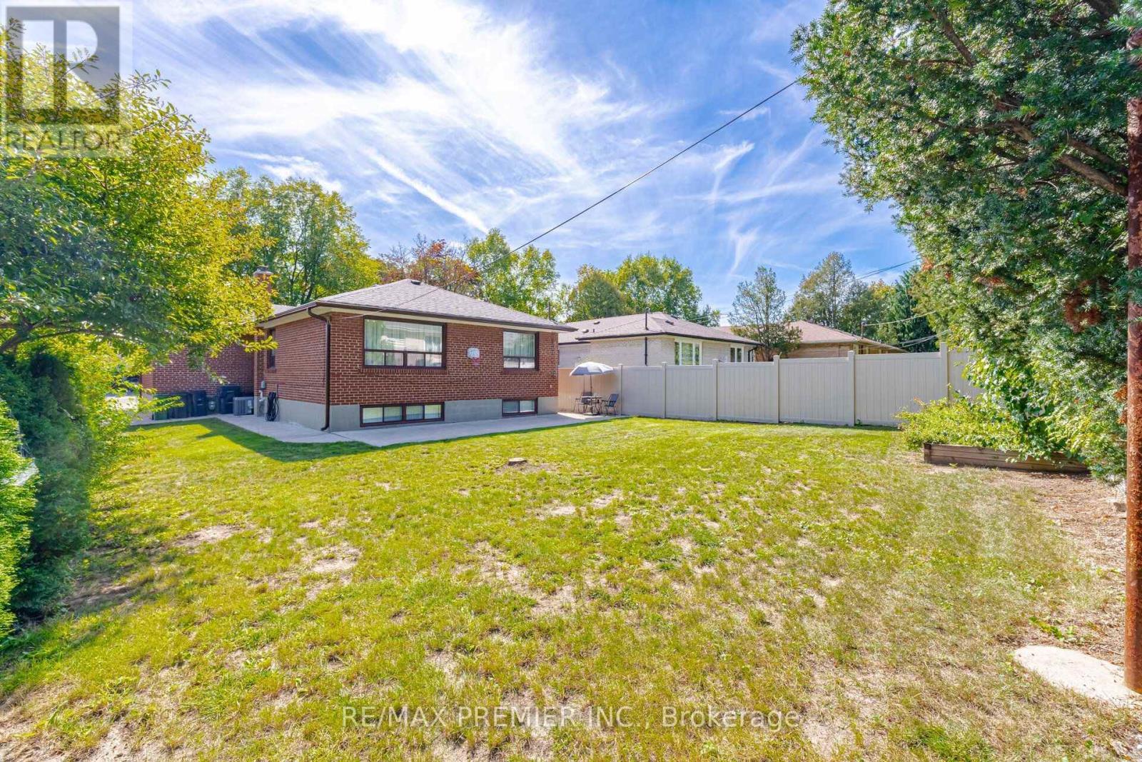 28 Landron Crescent, Toronto, ON